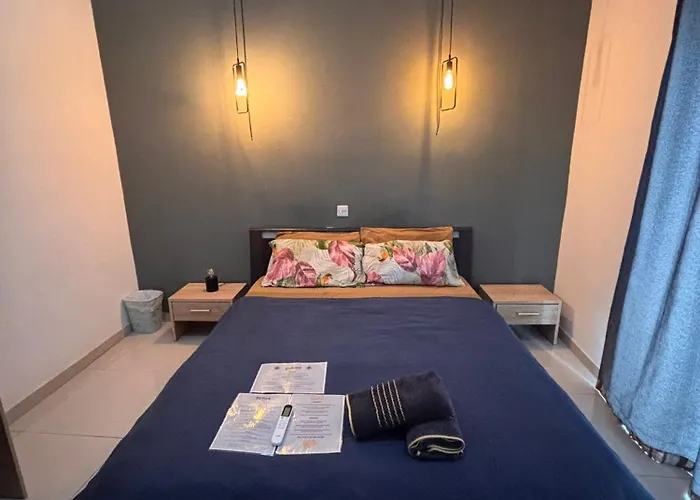 Airconditioned And Spacious *